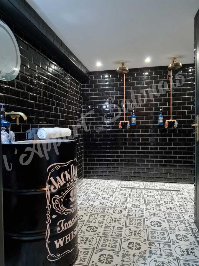 Appartement 70m2 avec jacuzzi privatif Salon-de-Provence Esterno foto